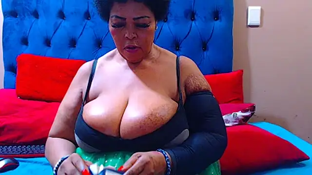 ebonycandy10's cam snapshot