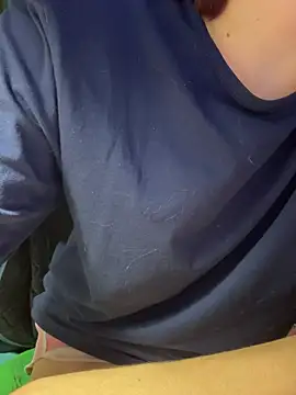 LollyMot's cam snapshot