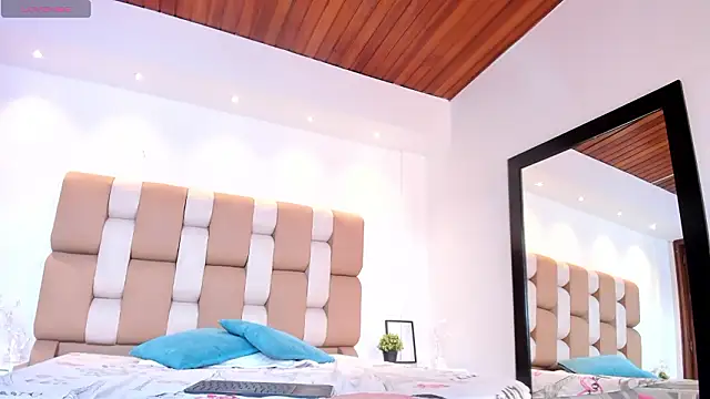 Ambar_Cooxx's cam snapshot