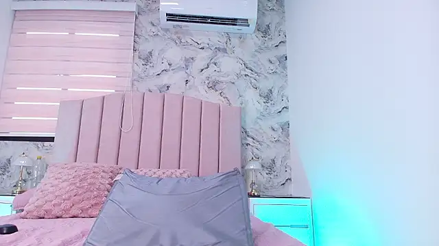 sofia_go_'s cam snapshot