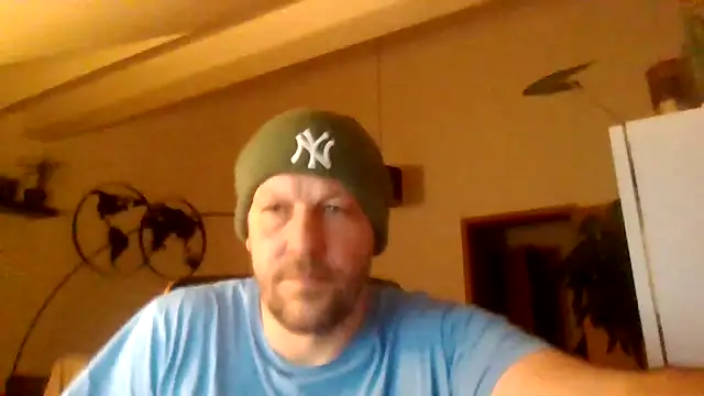 BennyLommy live sex cam