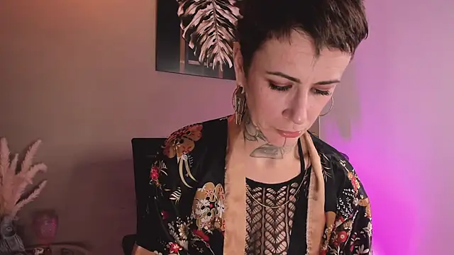 GinebraaFox_'s cam snapshot