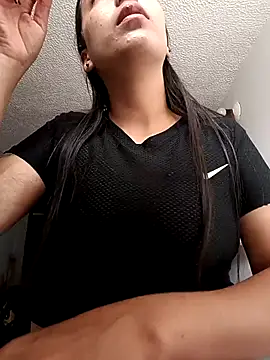 Bonny_Klote live sex cam