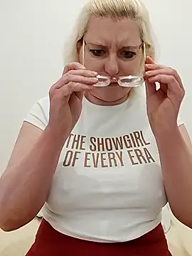 VikaKing's cam snapshot