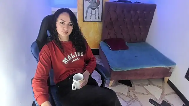 alison_moon7's cam snapshot