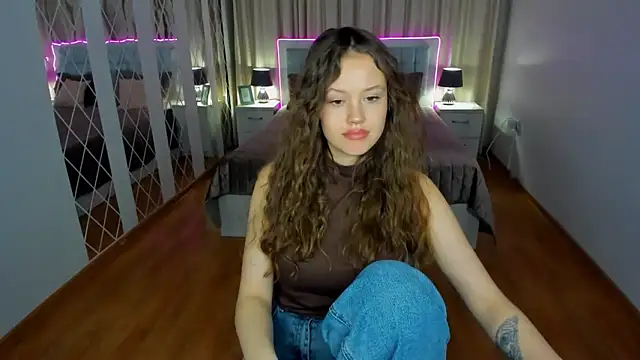 BeatriceShine's cam snapshot