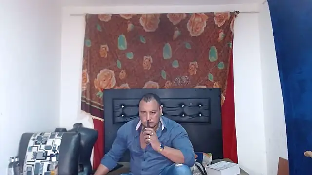 hardrock982 live sex cam