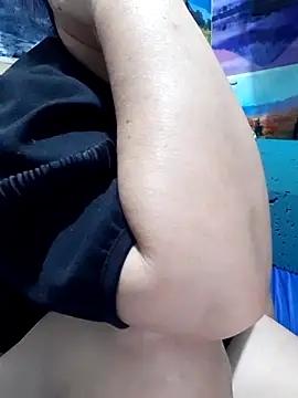 Yummykimkhae88's cam snapshot