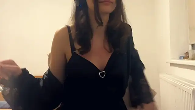 MimiHoey live sex cam