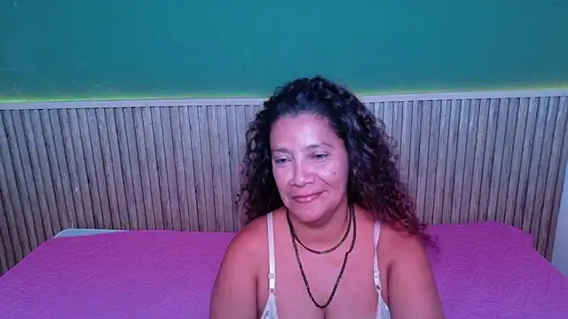 Isabella_o's cam snapshot