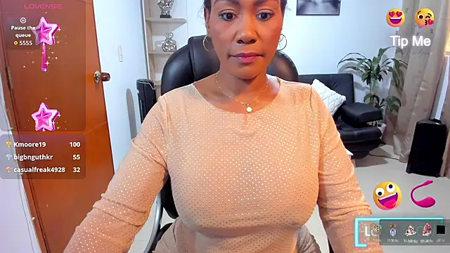 Alison_Lemos's cam snapshot