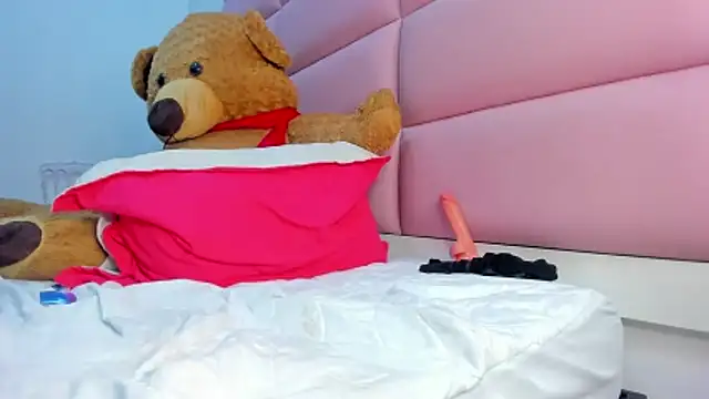 Catalinna_03's cam snapshot