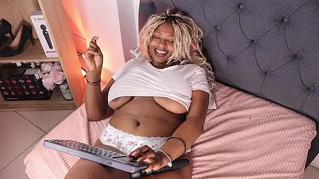 justnala_ live sex cam