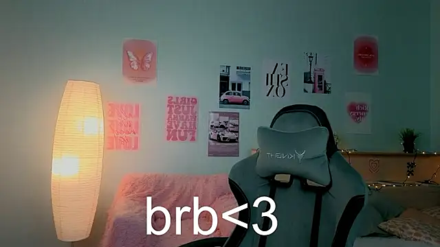 dinnerwithflowers's cam snapshot