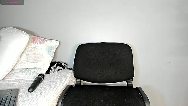 SophieW1's cam snapshot