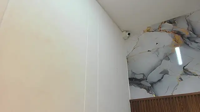 Holly_22's cam snapshot