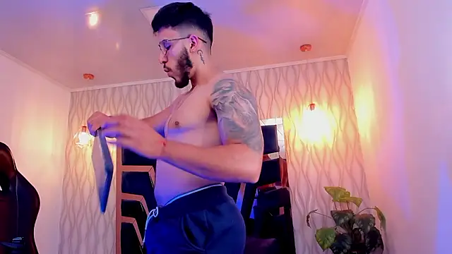 Liam_Kleiin live sex cam