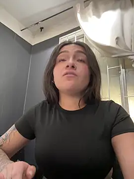 Alyha_Cortes's cam snapshot