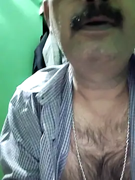 hairyguylove's cam snapshot