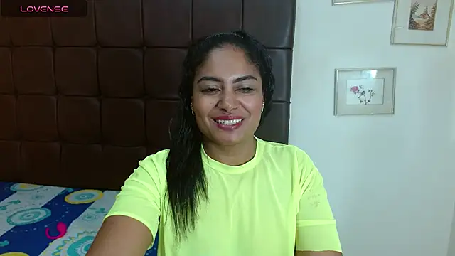 Luna_Fyre's cam snapshot