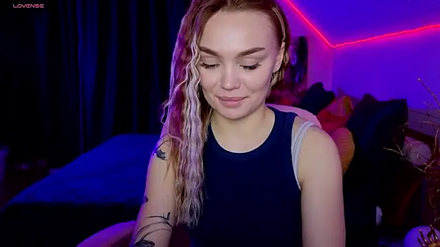 KitsyMoore's cam snapshot