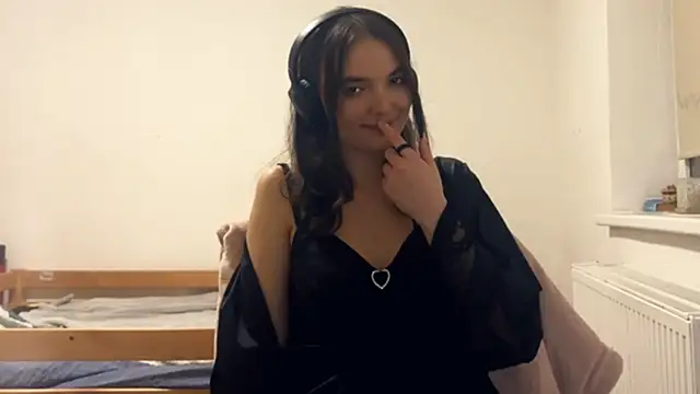 MimiHoey live sex cam