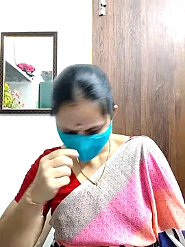 Queen-Neha's cam snapshot