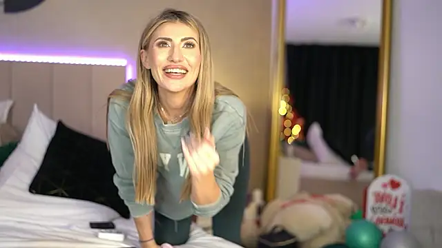 EvellineClaire live sex cam