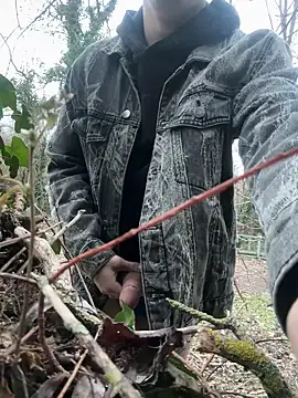 leoooooo88888 live sex cam