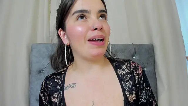 DaphneGlas's cam snapshot