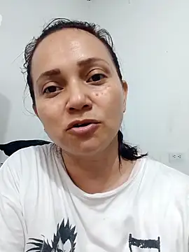 Amanda39's cam snapshot