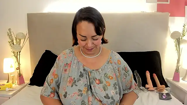 Angel_Velvet's cam snapshot