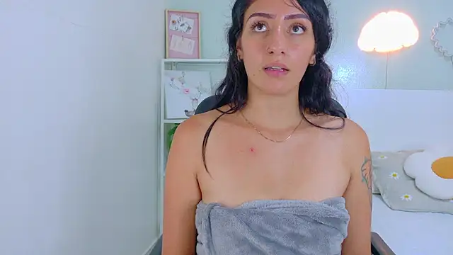 AmmyRouse__'s cam snapshot