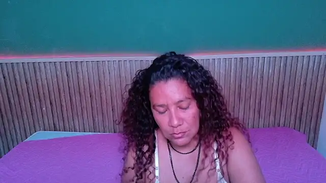 Isabella_o's cam snapshot