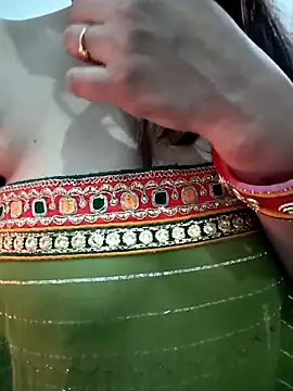 Landkipyasibhabhi's cam snapshot