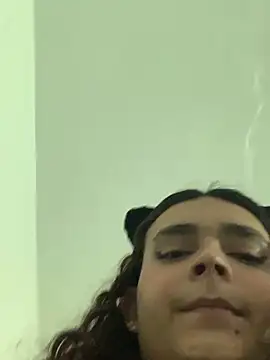 La-Gatiita-trans live sex cam