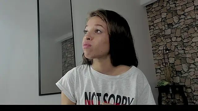 AMAZONITA2026's cam snapshot