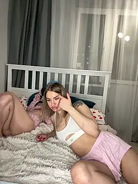 MashaFromRussia__'s cam snapshot