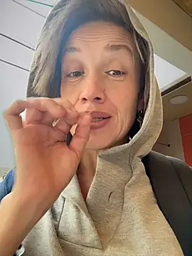 MAGDALAKOVANOVA's cam snapshot