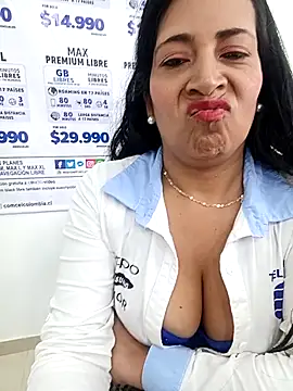 PAULA20-'s cam snapshot