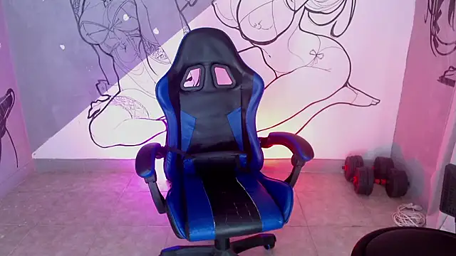 mynxii_petite's cam snapshot