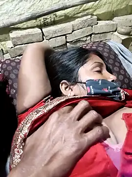 Indiandesicouple155 live sex cam