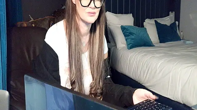 ScottishIvy's cam snapshot