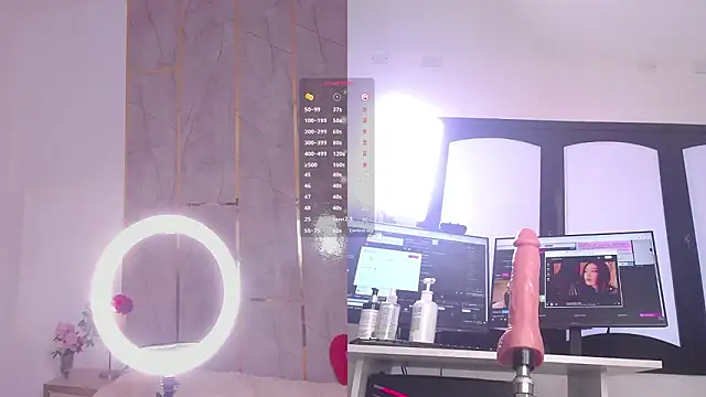 TylerBloom live sex cam