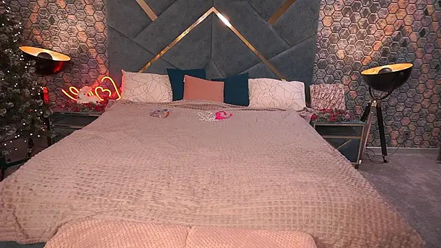 PleasureWeCouple live sex cam