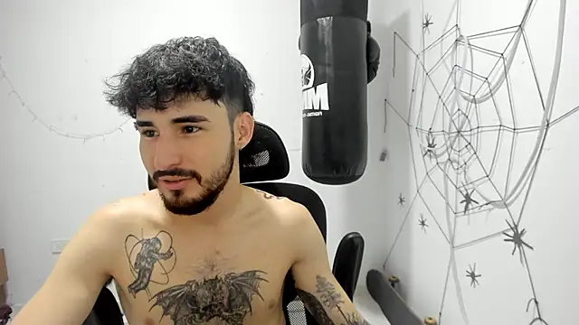 DmitriSanders live sex cam