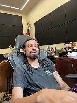 FavelaDaddyCum live sex cam