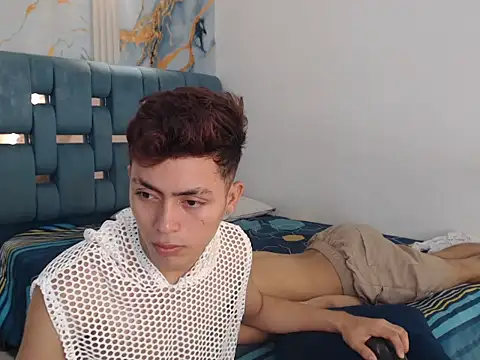 VERY_HOT_GUYS live sex cam