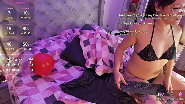 gaia_rouge's cam snapshot