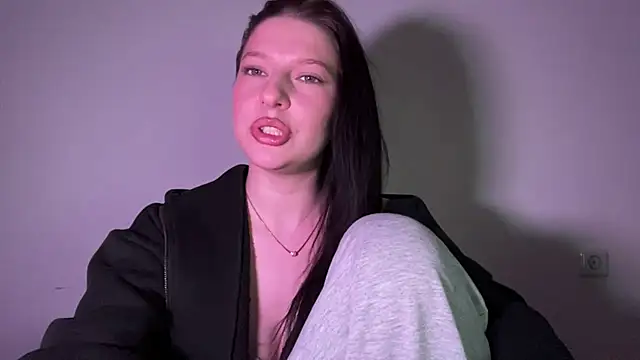 Sarahsolara's cam snapshot